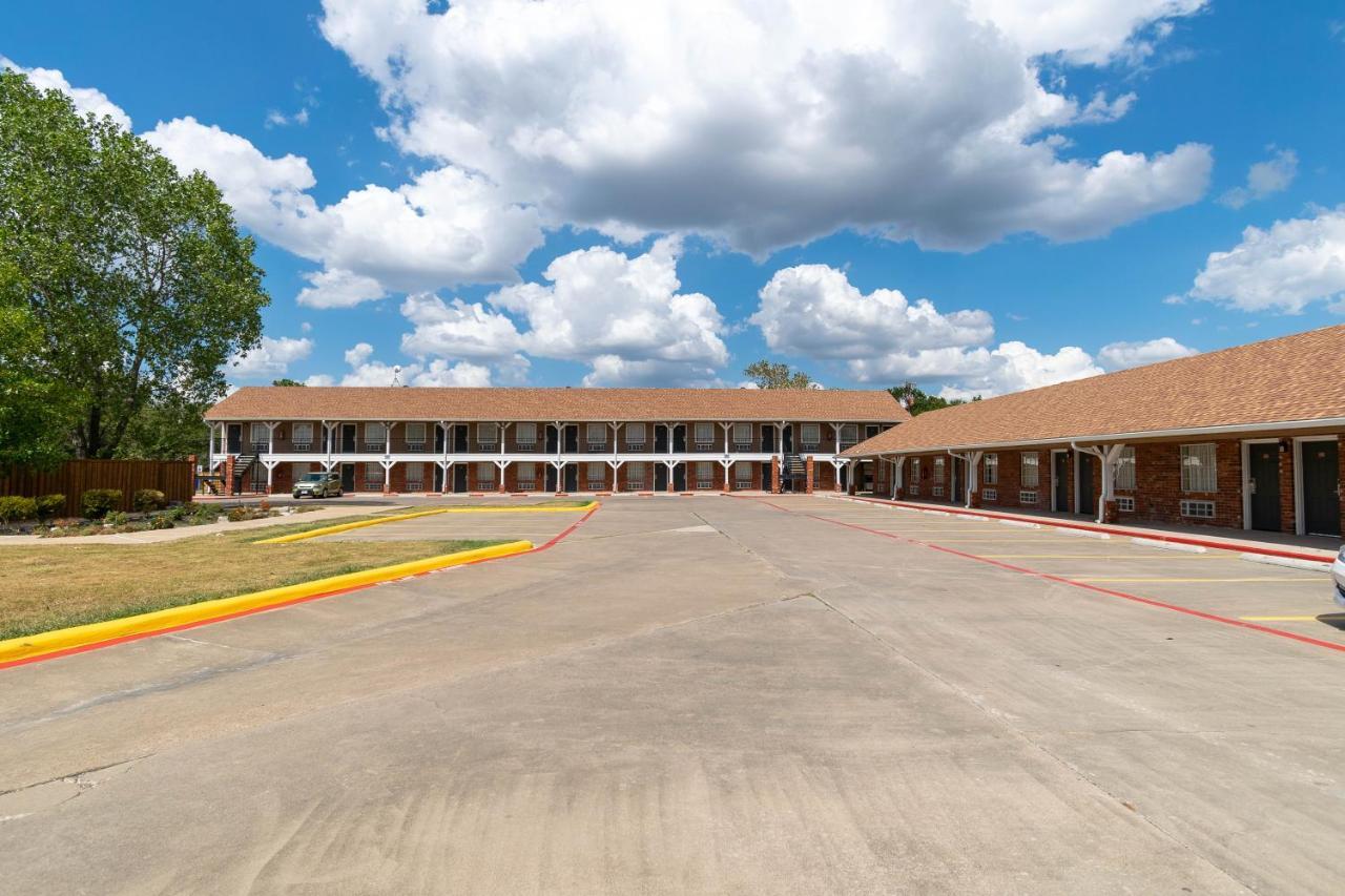 Countryside Inn Kaufman Exterior foto